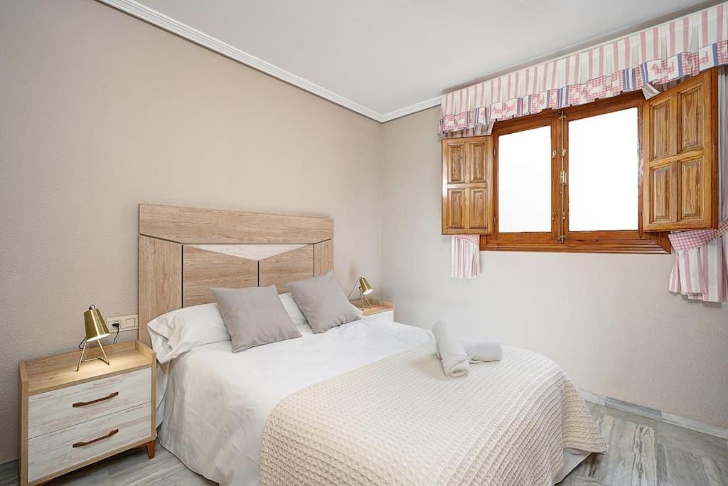 Apartamento Granada Centro. Atico Ayuntamiento Eksteriør bilde